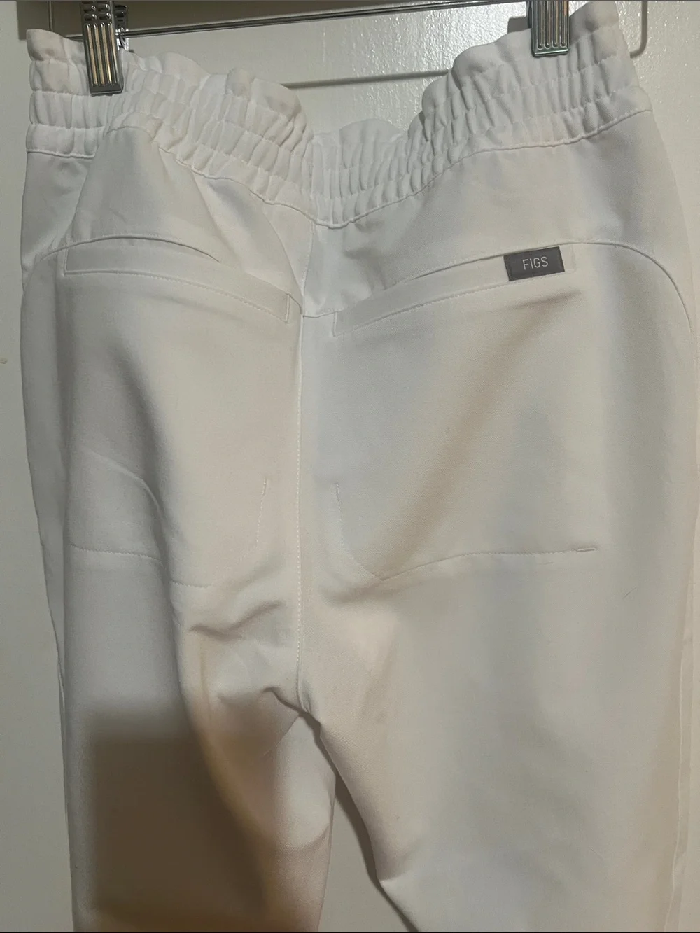 Figs Optic White Jogger Pants with Drawstring Waist ?? men’s ??